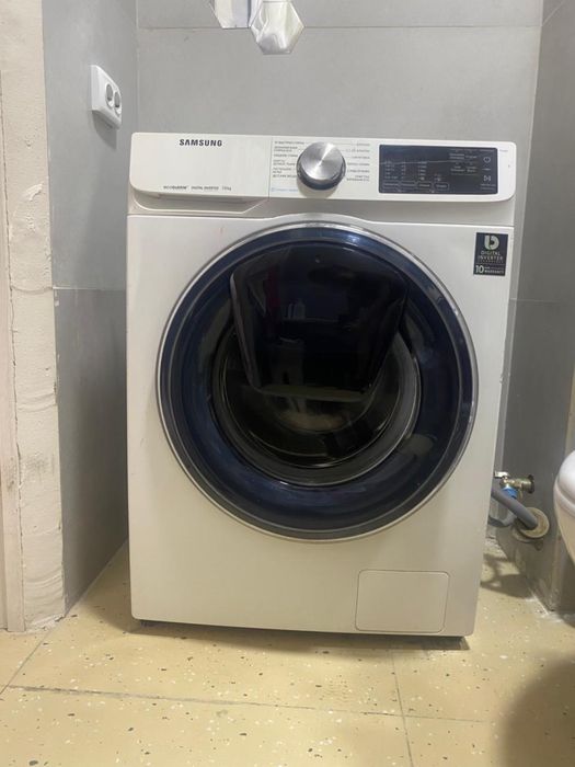 Продам 2 одинаковые стиральные машинки