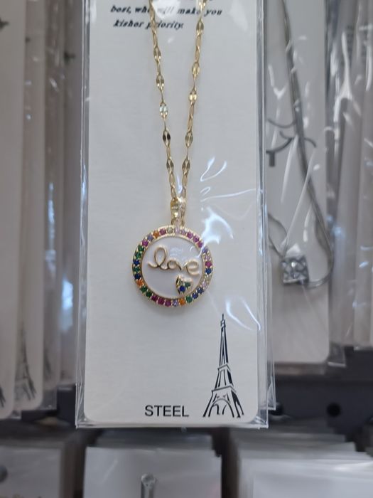 Всичко по 5€ броя