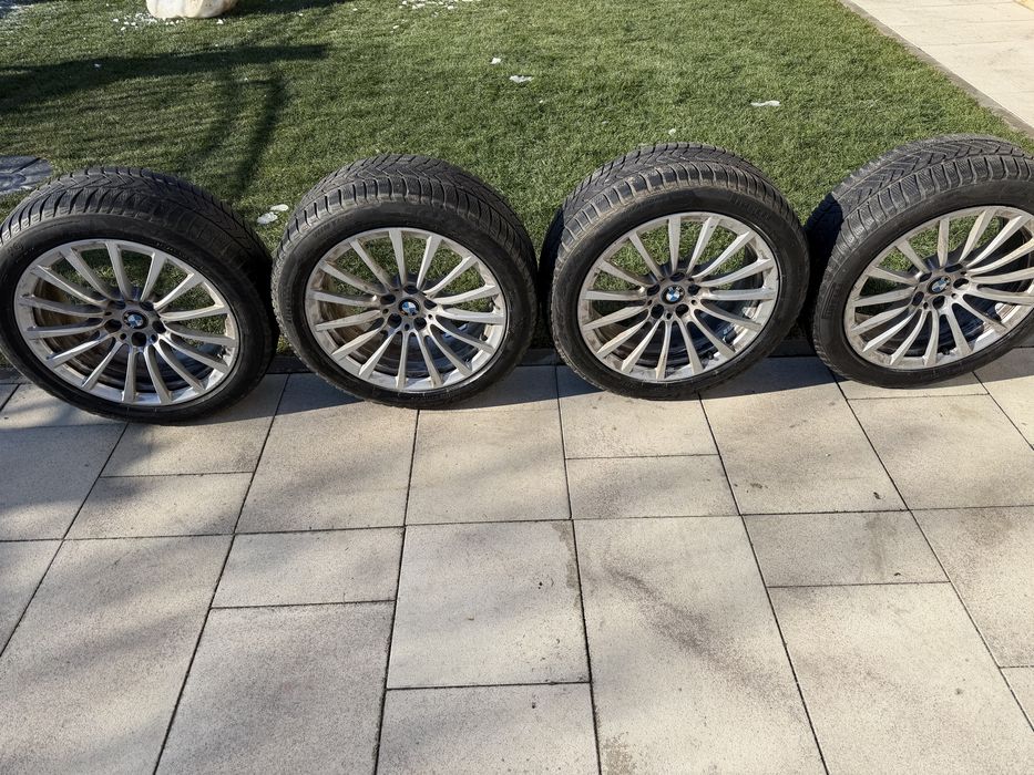 Jante originale BMW cu cauciucuri iarna  Pirelli Sottozero