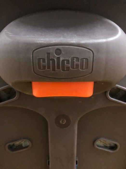 Обеденный столик для ребенка