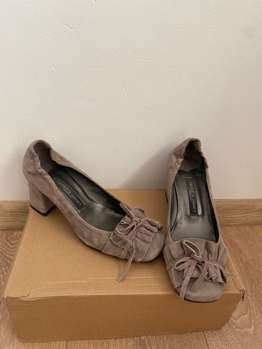 Pantofi  Janet & Janet