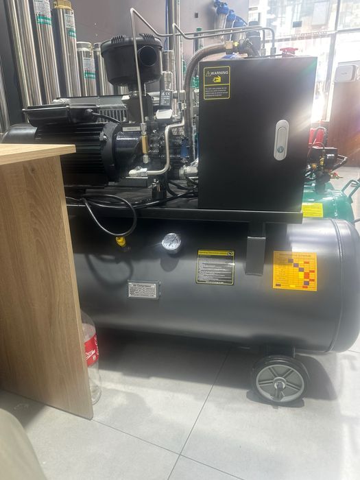 Винтовой компрессор для водуха vintovoy kompressor