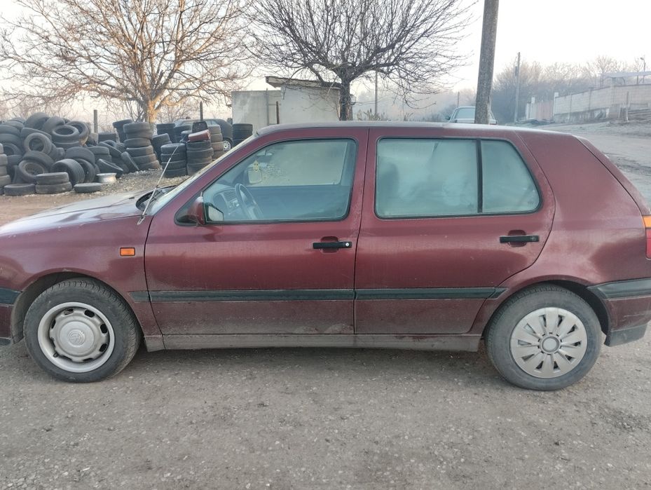 Голф 3 1.8.. 90к