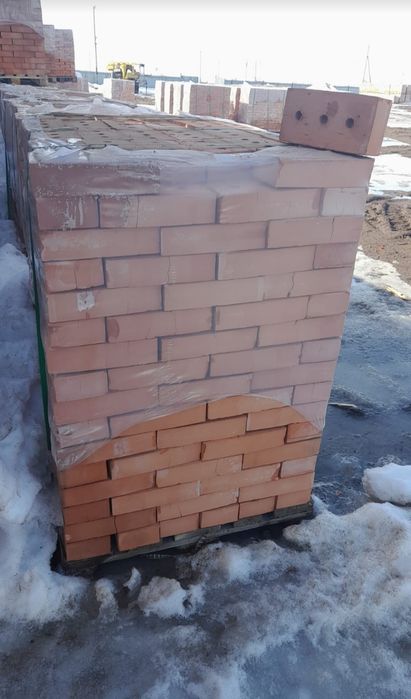 Продается кирпич