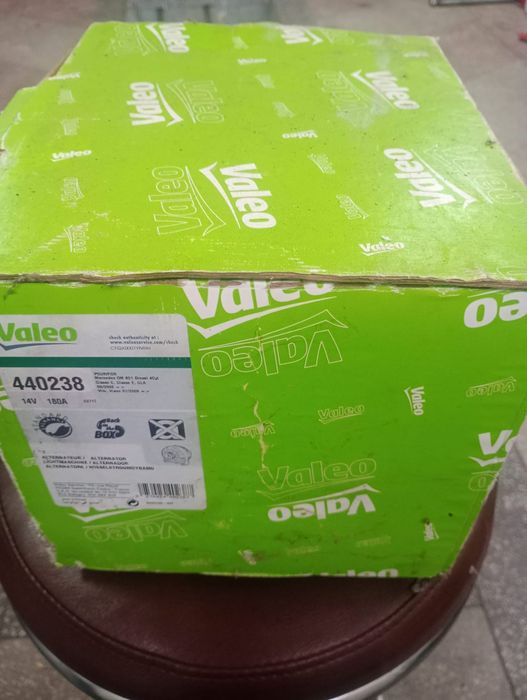 Vând Alternator Mercedes Sprinter Nou