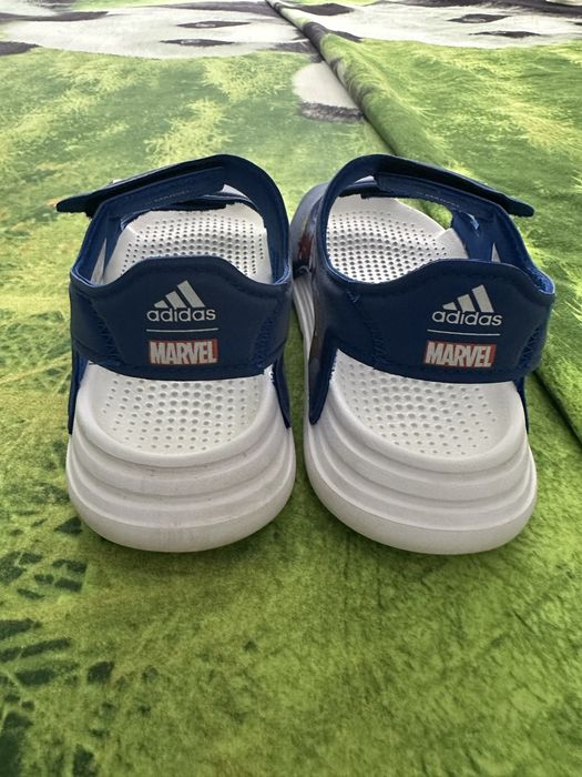 Детдки сандали adidas