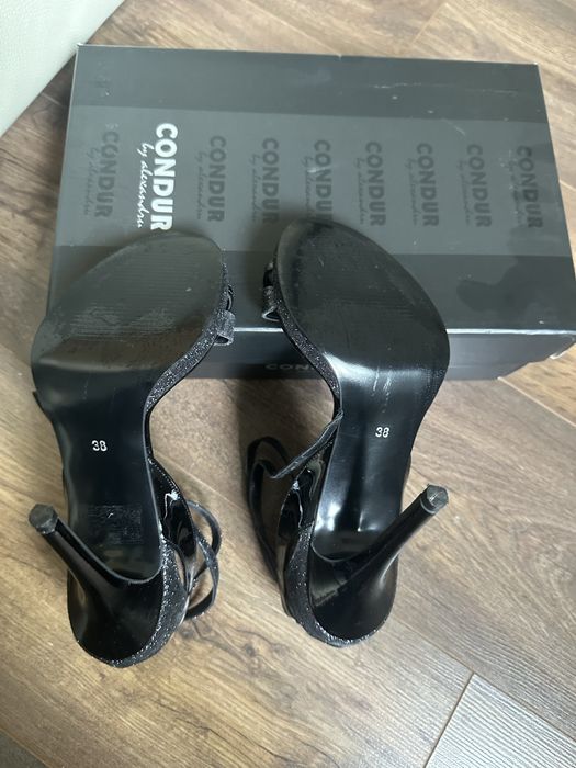 Sandale cu toc elegante colectia Condur