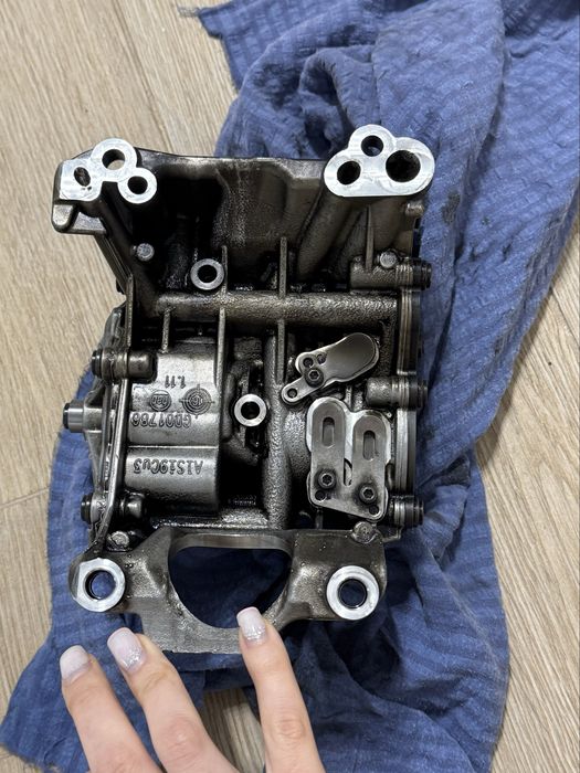 Маслена помпа за BMW F31