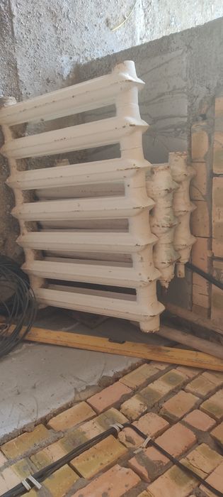 Чугунные радиаторы в хорошем состоянии