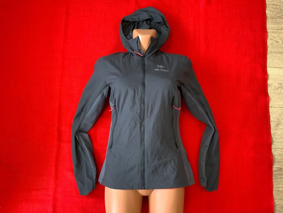 Arc’teryx-оригинално яке 38s-40m