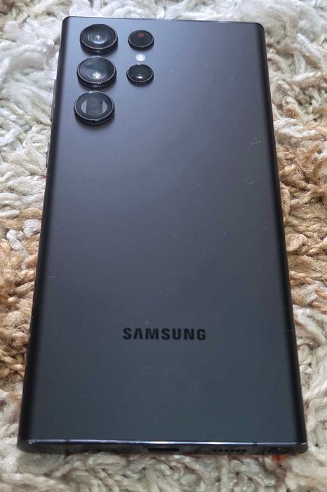 Samsung Galaxy S22 Ultra 256/12 GB IMPECABIL – Prim proprietar