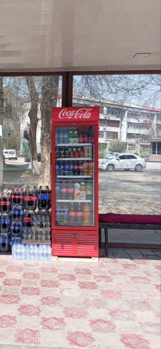 Новые фирменные витринные холодильники DEVI.