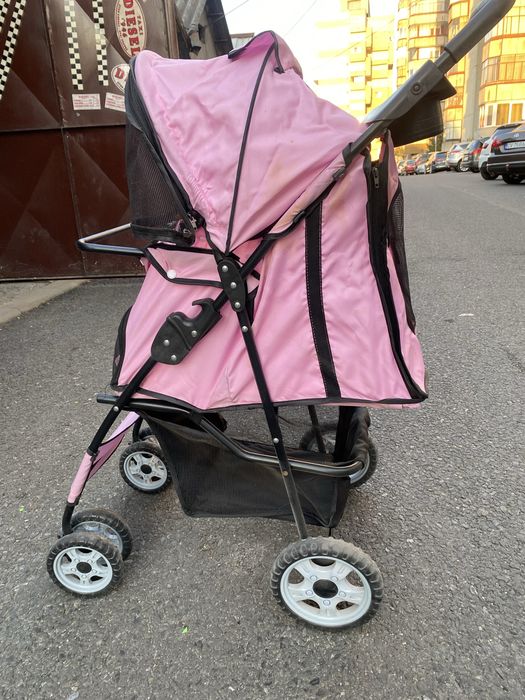 Carucior pentru catei