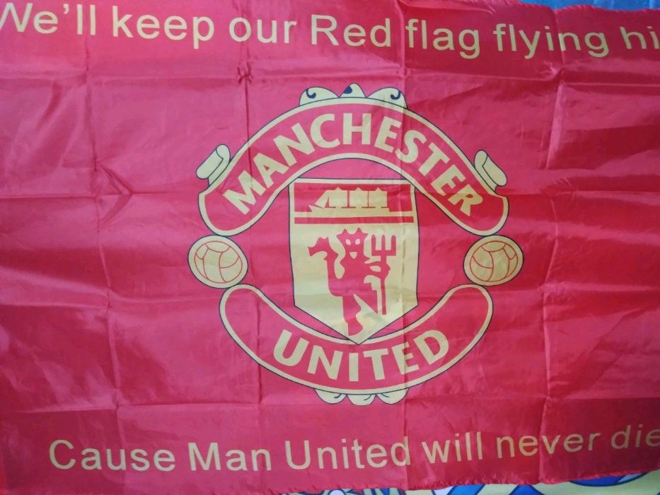 флаг манчестер юнитед и ювентус