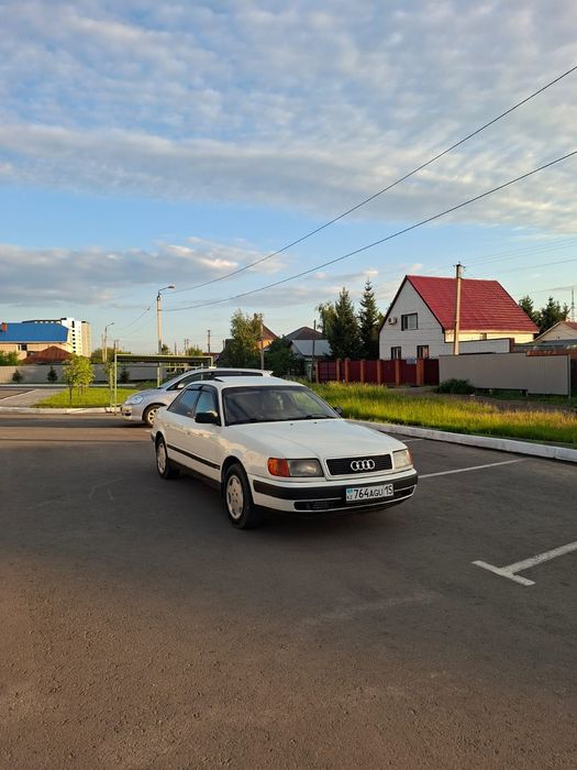 Продам Ауди 100 с4 в хорошем состоянии