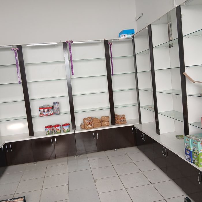 Магазин учун тайёр мебел