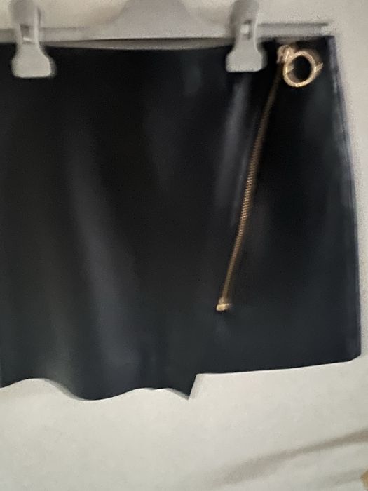 Fusta piele naturala, Tommy Hilfiger, noua cu eticheta mas S .