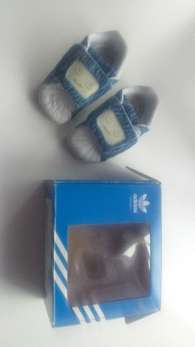 детски маратонки Адидас размер 21--25лв.