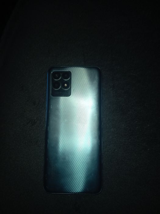 Продам телефон realmi narzo 50