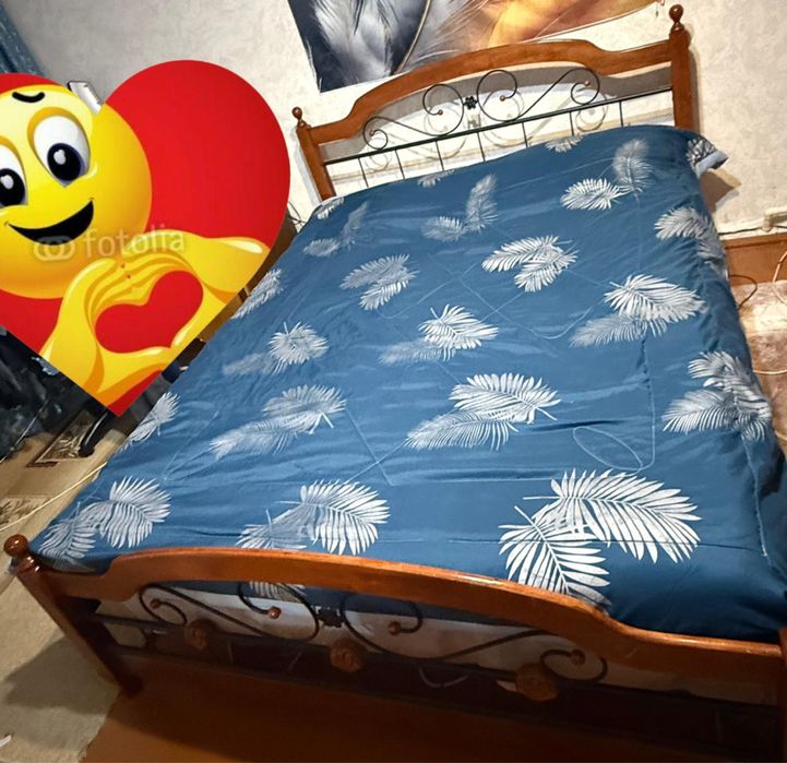 Шкаф угловой и тахта