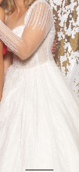 Vand rochie de mireasa