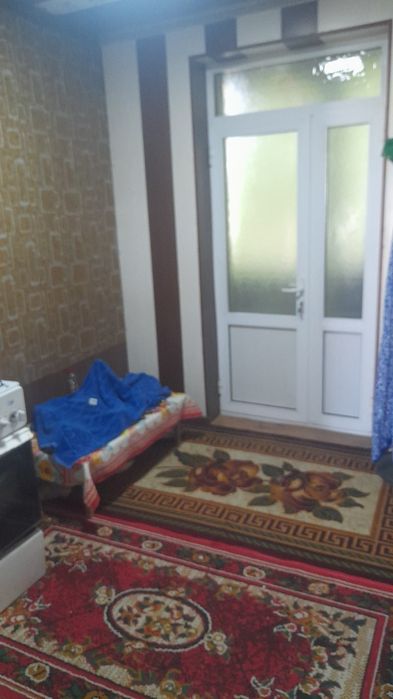 Honadon yashash joy uy kvartira sotiladi