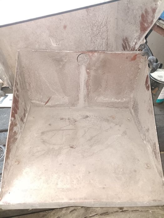 Ящик для аккумулятора