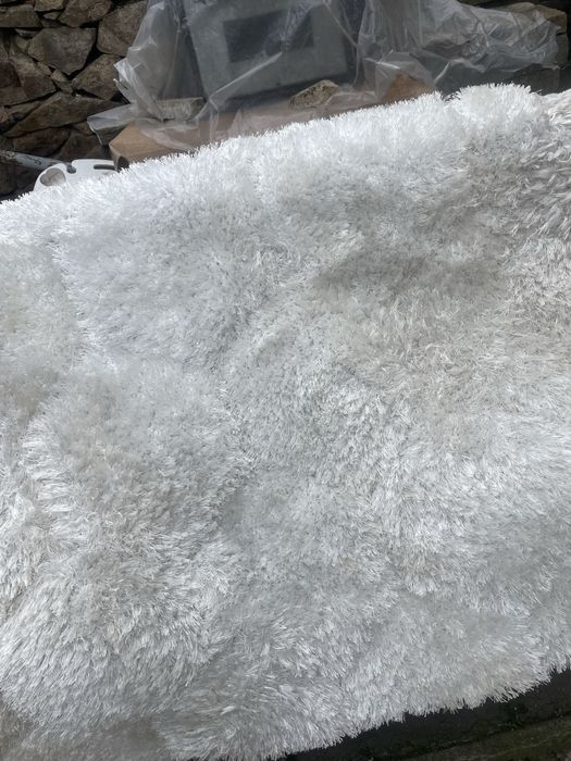 Бял килим Щаги сребърна нишка 3D,фрорален килим и сив