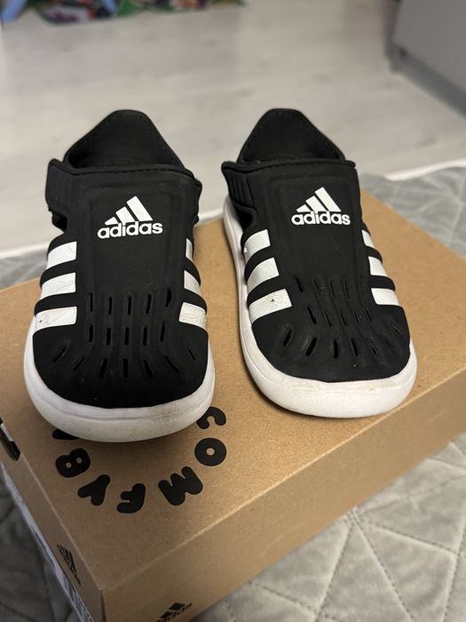 Сандали Adidas 27 номер