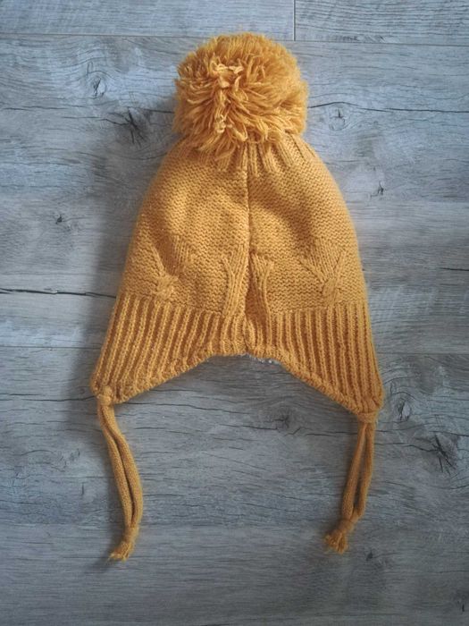 Бебешки/детски зимни шапки за момиче 9-12м (74/80)