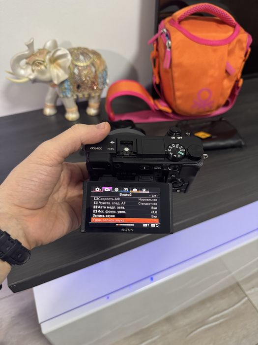 Sony A6400 фотоапарат (body) – отлично състояние