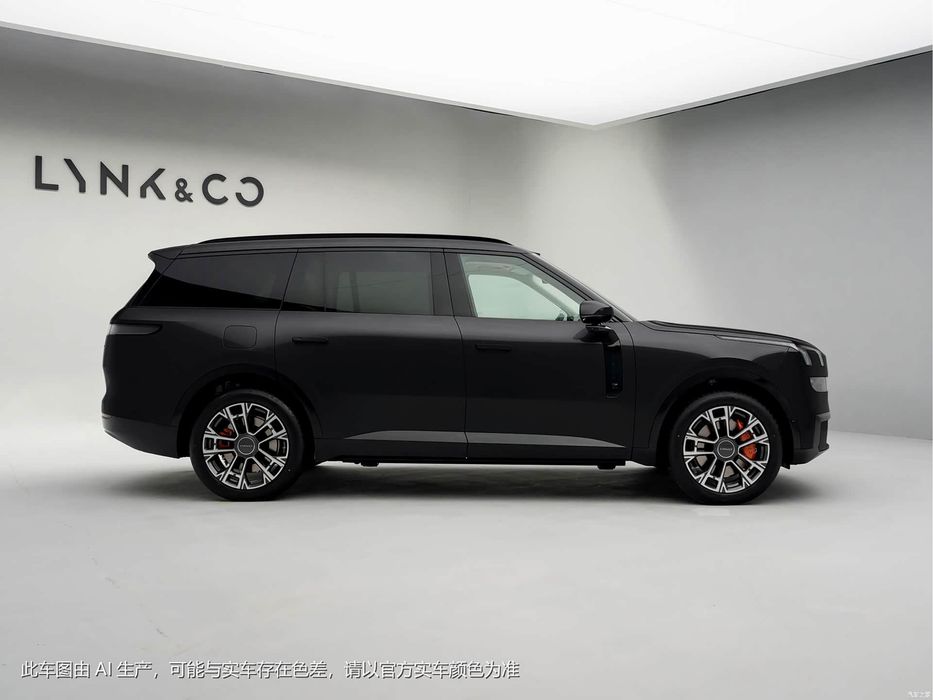 Продается Lynk & co 1,5 turbo 2025 года новый без пообег с доп опцией