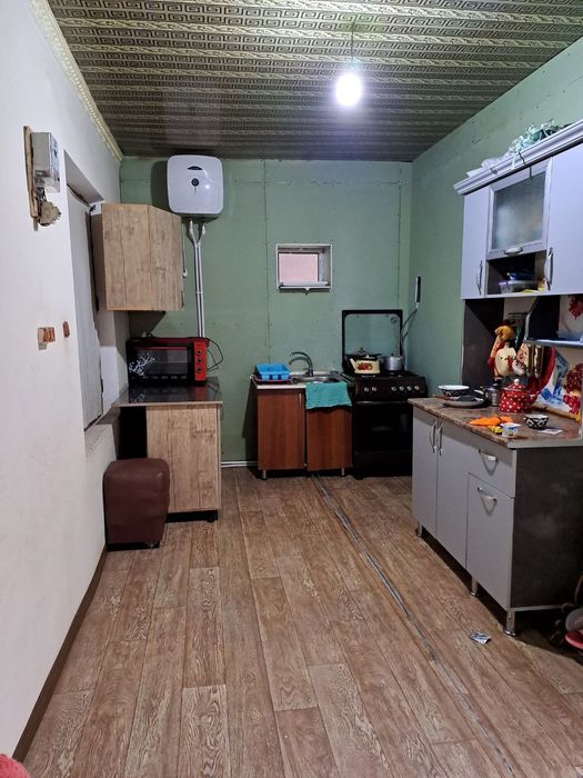 Уй сотилади 7.5 сотх