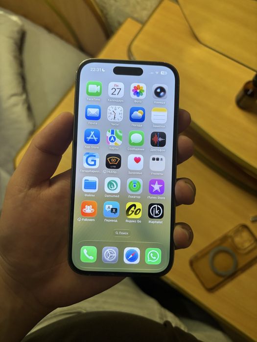 iPhone 14 pro 256 gold