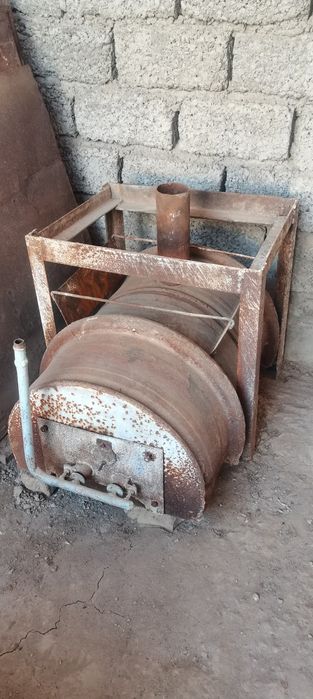 Газовая печь в баню + металлический бак