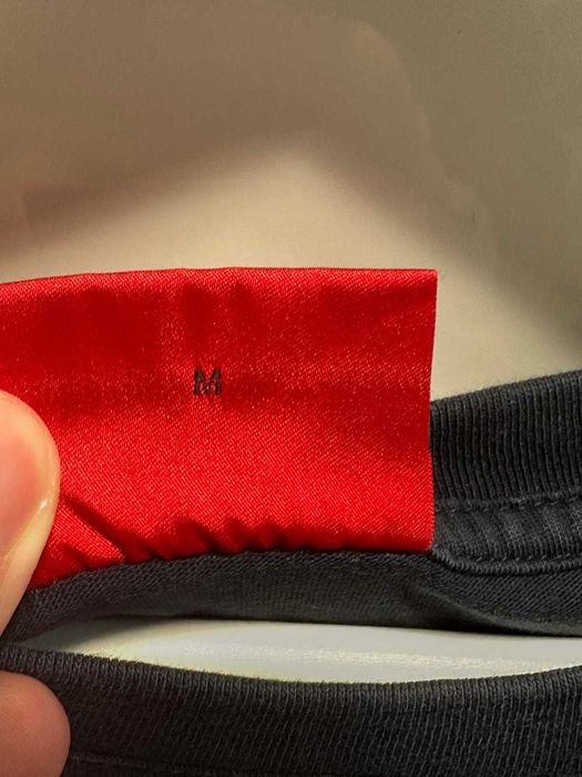 Tricou HUGO original, mărimea M – bleumarin, purtat foarte puțin