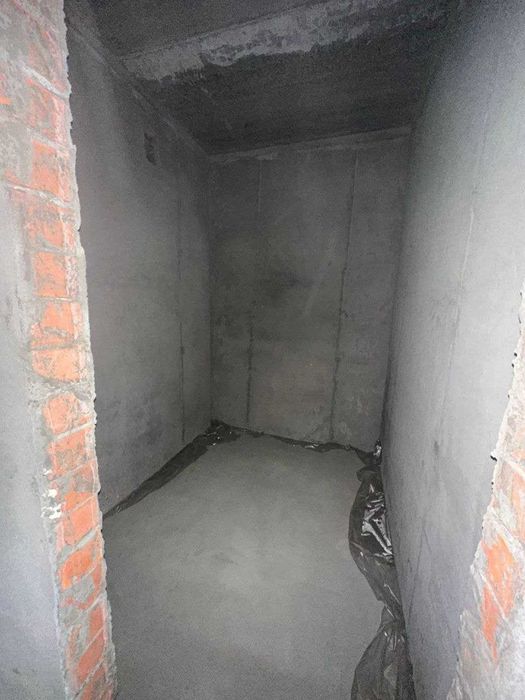 продается 1 ком квартира