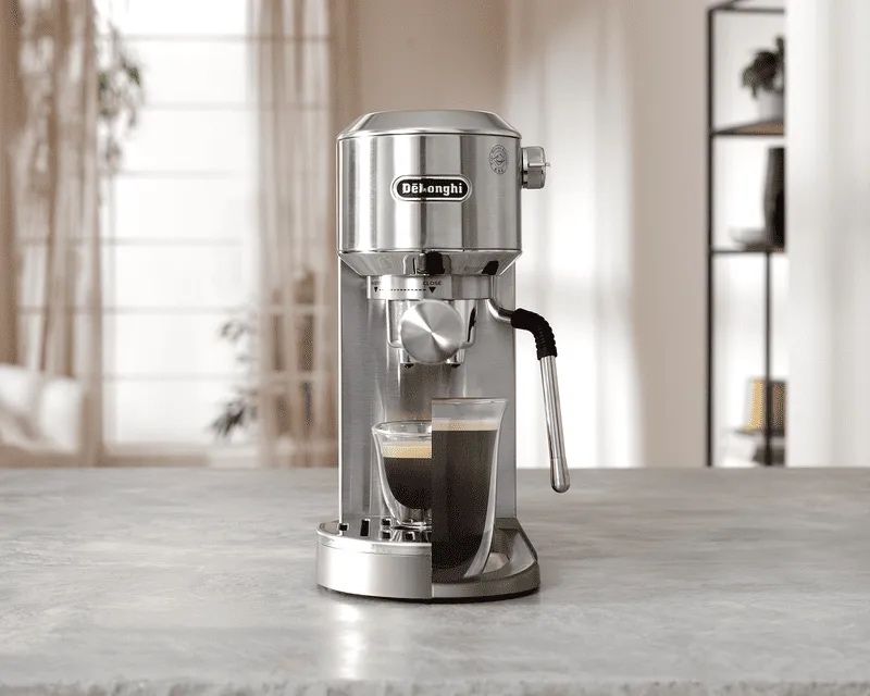 Рожковая кофеварка DeLonghi EC890 - создайте атмосферу кофейни дома