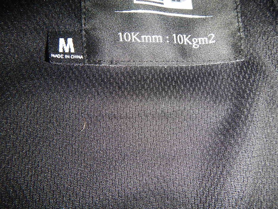 Geaca de ski/snowboar Armada Gypsum 10000 cu aerisire. Marimea M-Women.