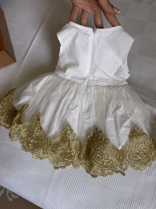 Рокля за кръщене за бебе момиче на Точици tochici