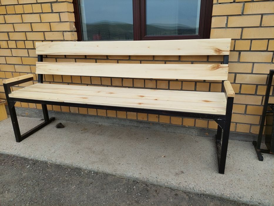 Скамья для отдыха