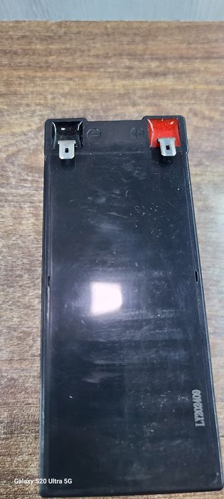 UPS Akumlyator 12v/9a 12v/8a