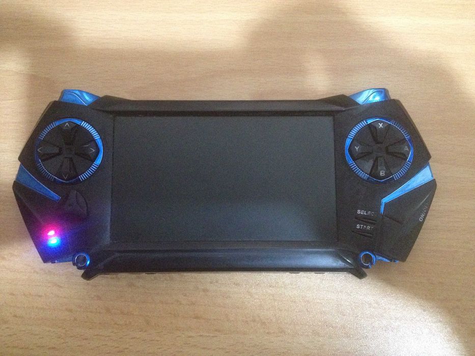 Портативная приставка Dendy Ritmix