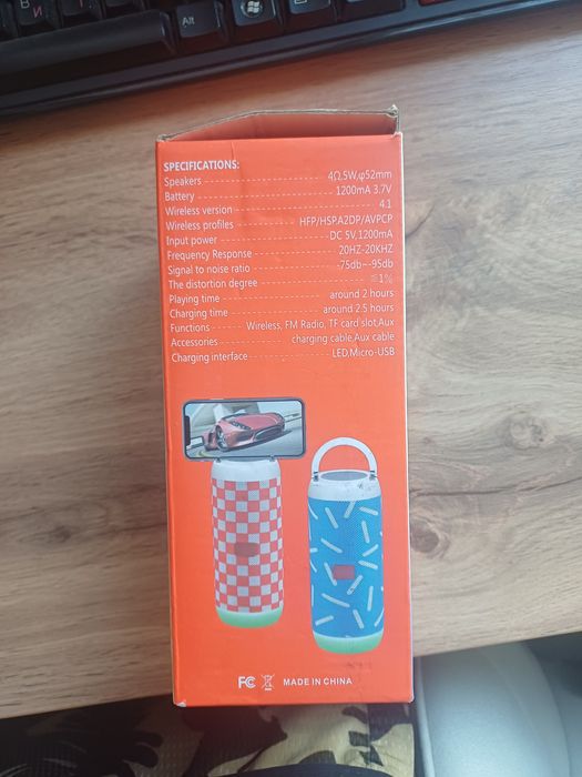 Колонка, блютуз и карта