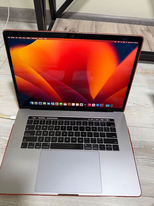 Macbook Pro 15 inch 2019 i9