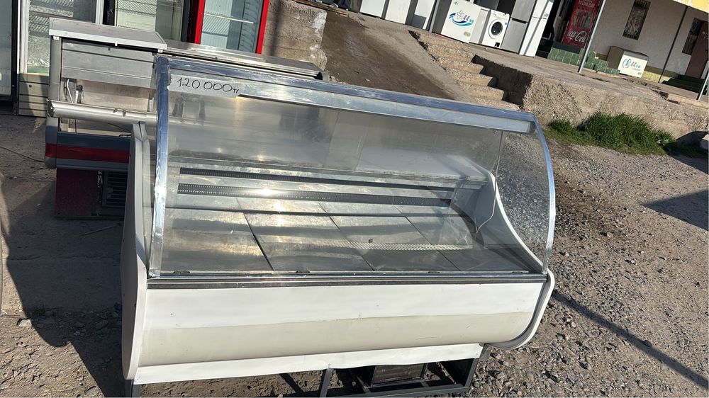 Витринный холодильник