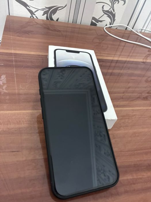 Iphone 16e 256 gb с сим картой