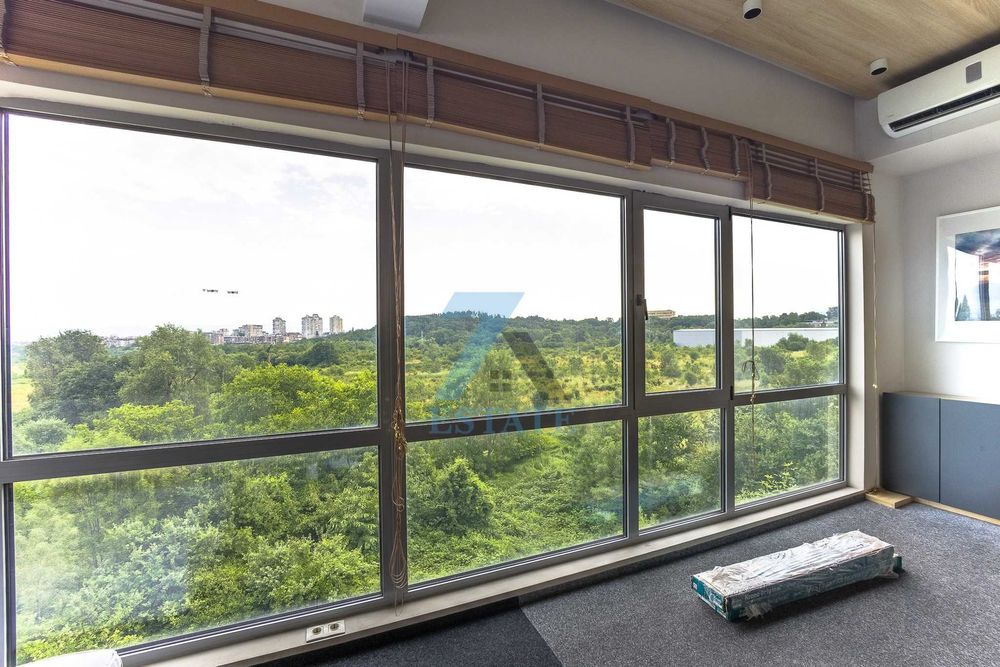 Продава се бизнес сграда в ж. кв. Младост 2