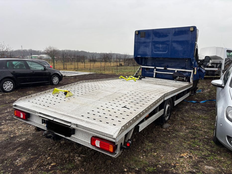Autoplatforma iveco daily 2024 / AVARIAT