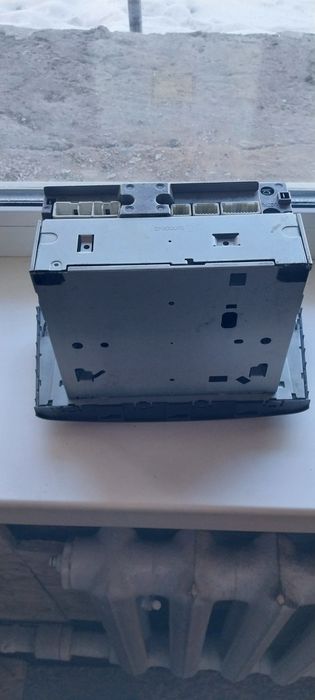 Автомагнитола авенсис